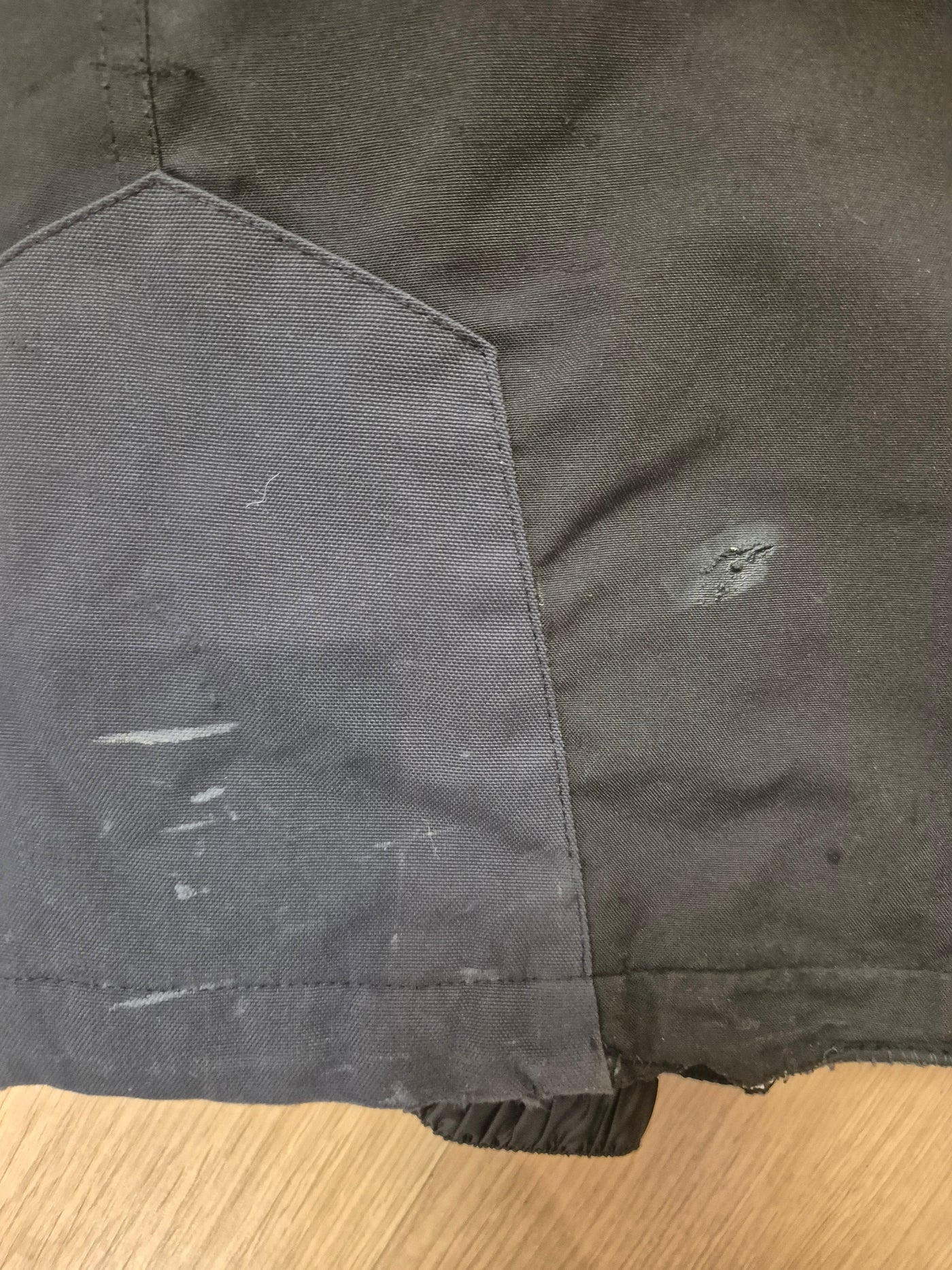 Pre-loved Protest Owens Mens Snow Trousers Extra Large (225) - Grade B