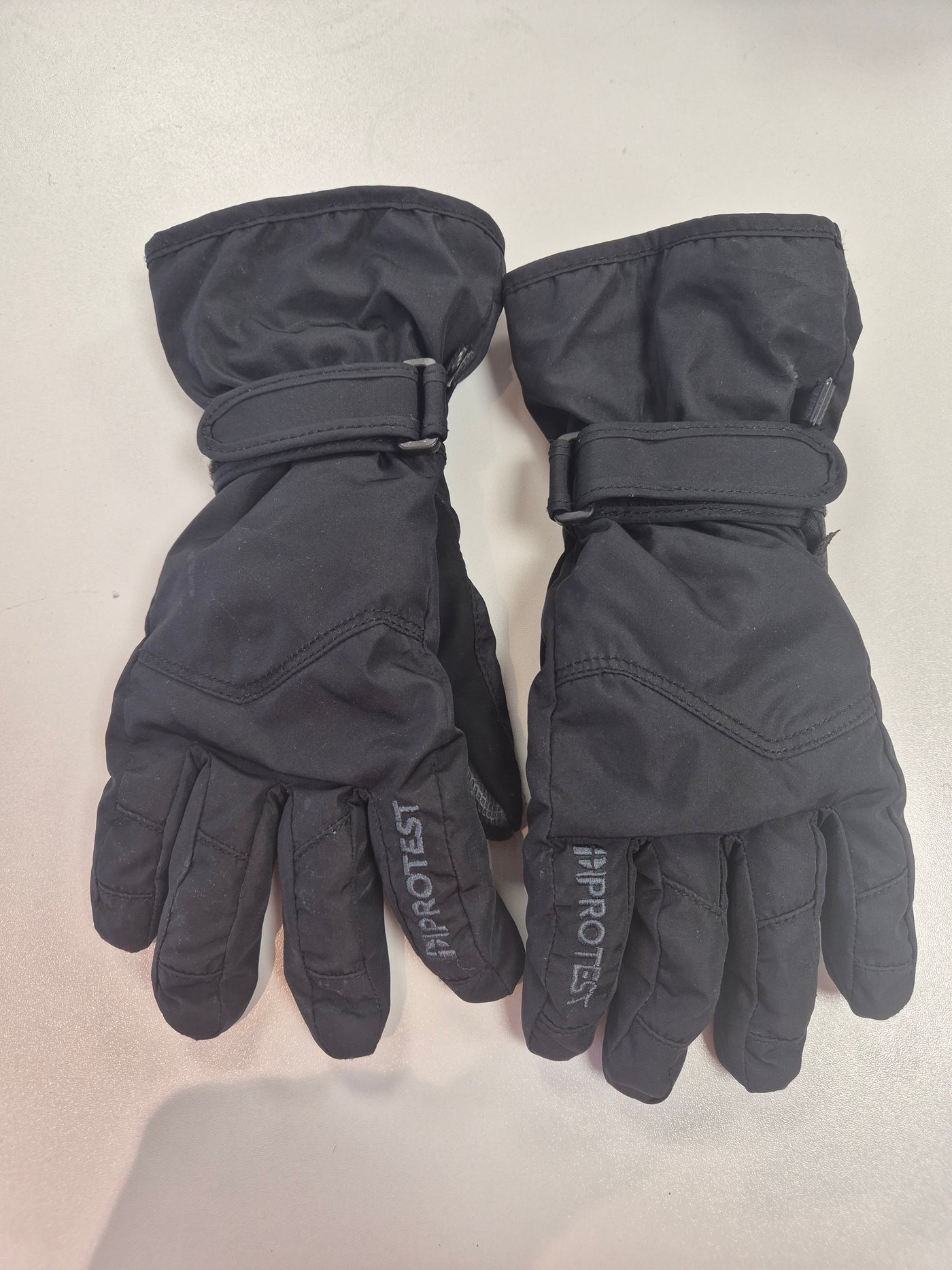 Pre-loved Protest Carew Junior Gloves Size 7 (11-14 yrs) (1057) Grade C