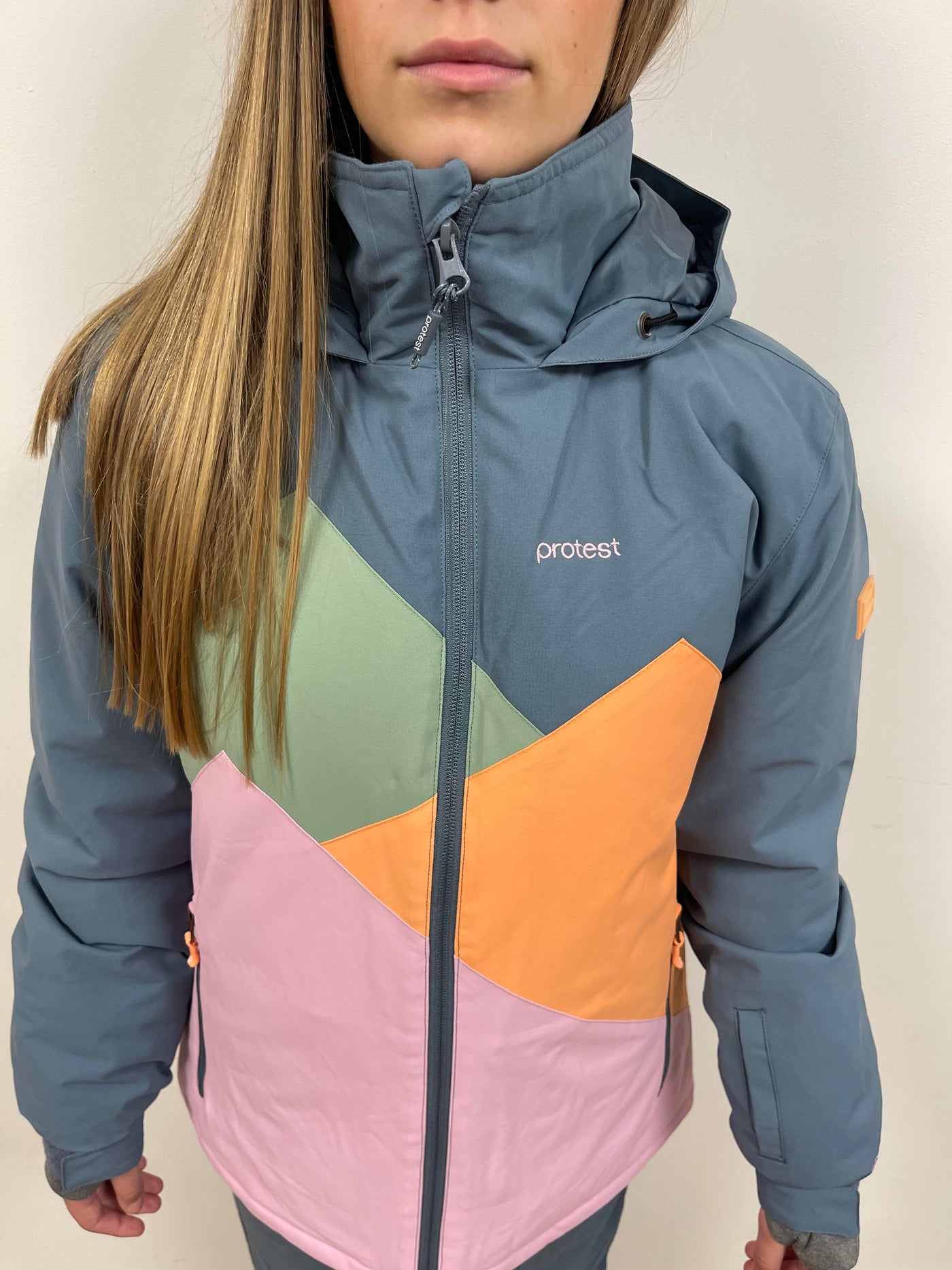 Girls Outerwear Bundle (Kids)